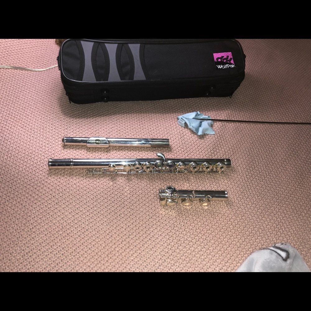 Flute - Picture 3 of 4
